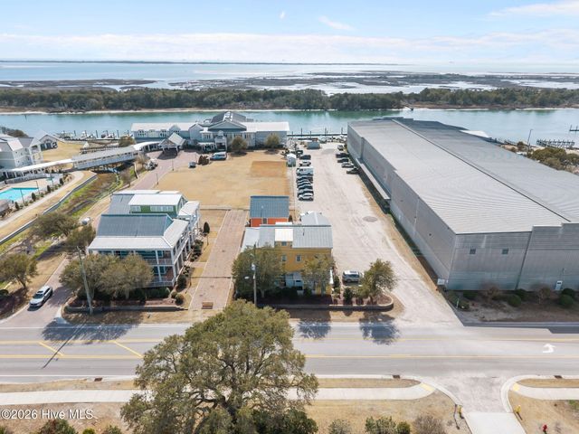 1000 Village Lane A, Beaufort, NC 28516