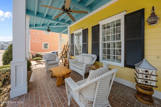 1000 Village Lane A, Beaufort, NC 28516