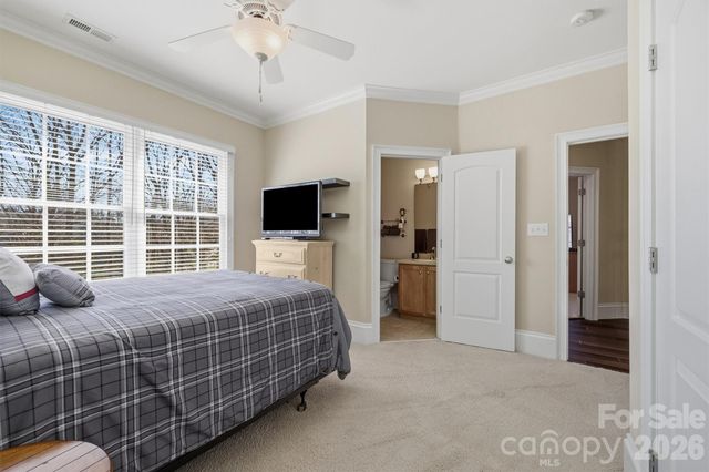 8238 Victoria Lake Drive, Waxhaw, NC 28173