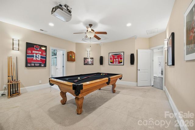 8238 Victoria Lake Drive, Waxhaw, NC 28173