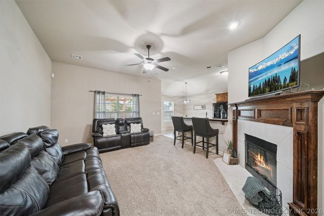13176 E 133rd Street North, Collinsville, OK 74021