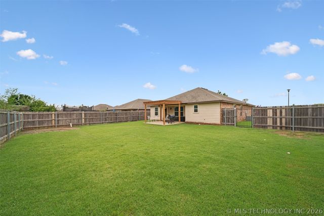 13176 E 133rd Street North, Collinsville, OK 74021