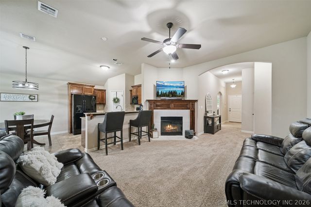 13176 E 133rd Street North, Collinsville, OK 74021