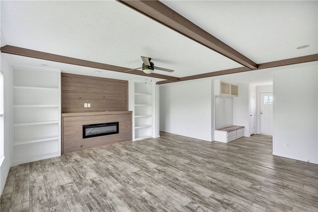 1065 Highway 182 Road, Fair Play, SC 29643