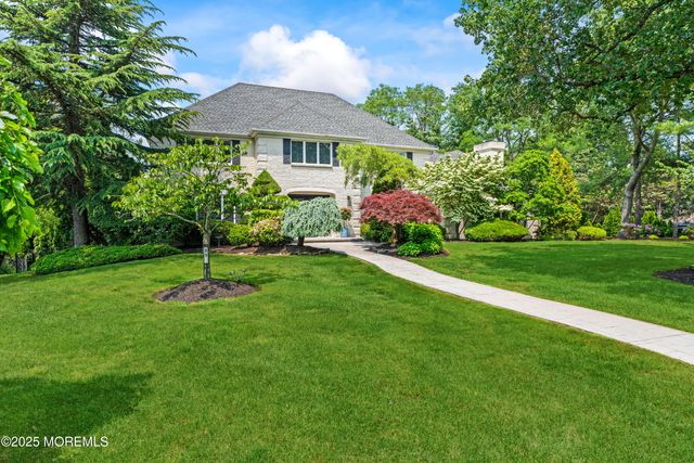 25 Muncy Drive, West Long Branch, NJ 07764