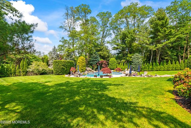 25 Muncy Drive, West Long Branch, NJ 07764