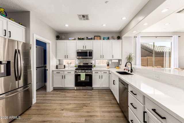 2231 W VALHALLA Court, Anthem, AZ 85086