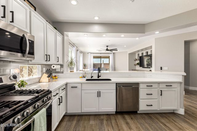 2231 W VALHALLA Court, Anthem, AZ 85086