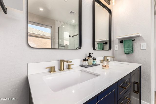 2231 W VALHALLA Court, Anthem, AZ 85086