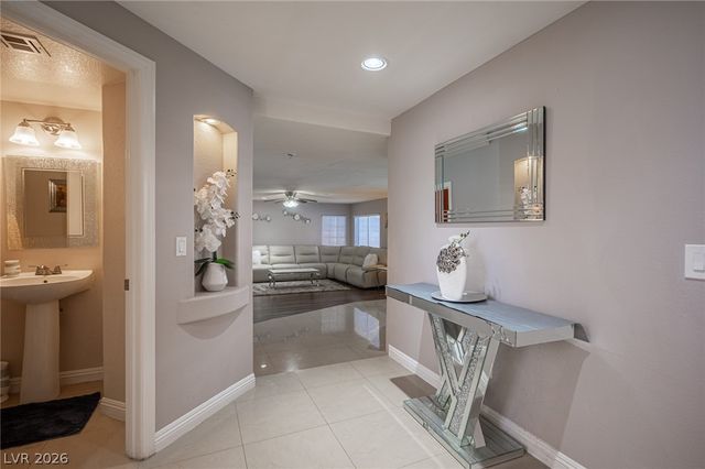 8500 West Gilmore Avenue, Las Vegas, NV 89129