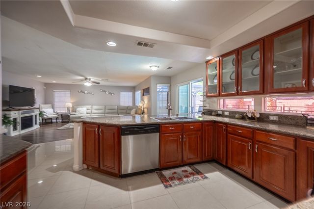 8500 West Gilmore Avenue, Las Vegas, NV 89129