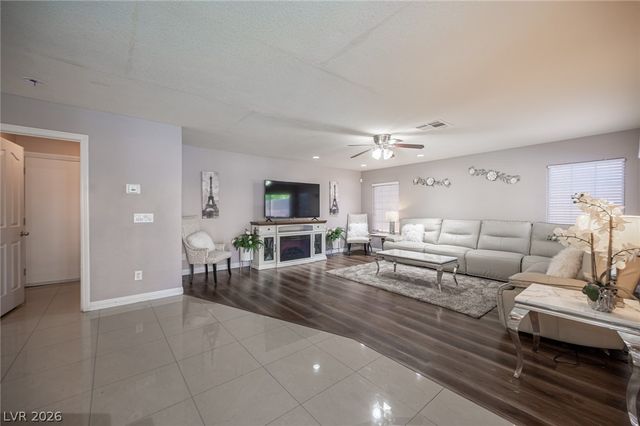 8500 West Gilmore Avenue, Las Vegas, NV 89129