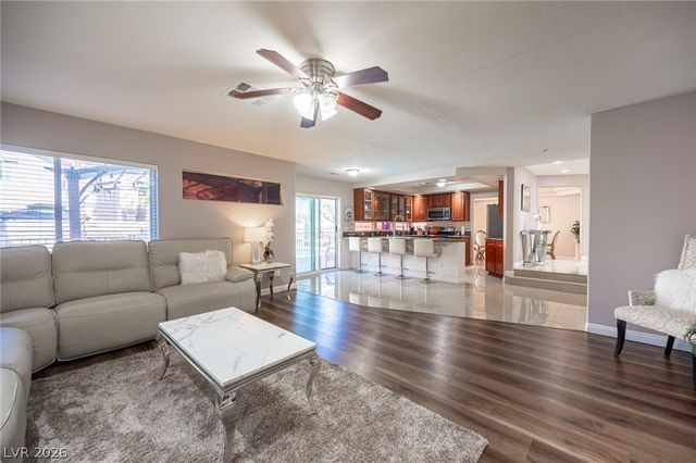 8500 West Gilmore Avenue, Las Vegas, NV 89129