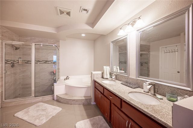 8500 West Gilmore Avenue, Las Vegas, NV 89129