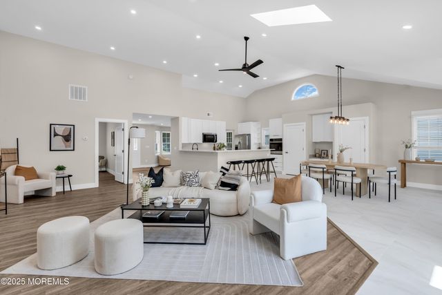 148 Compass Road, Manahawkin, NJ 08050