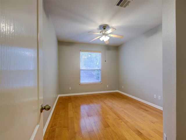 1554 Homewood CIR, Round Rock, TX 78665