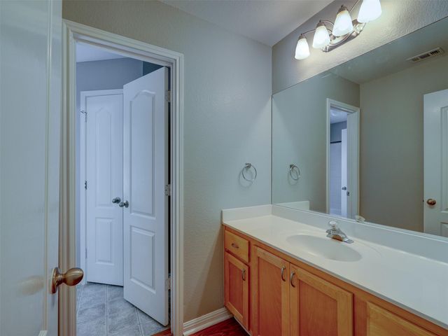1554 Homewood CIR, Round Rock, TX 78665