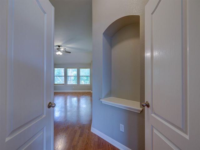 1554 Homewood CIR, Round Rock, TX 78665
