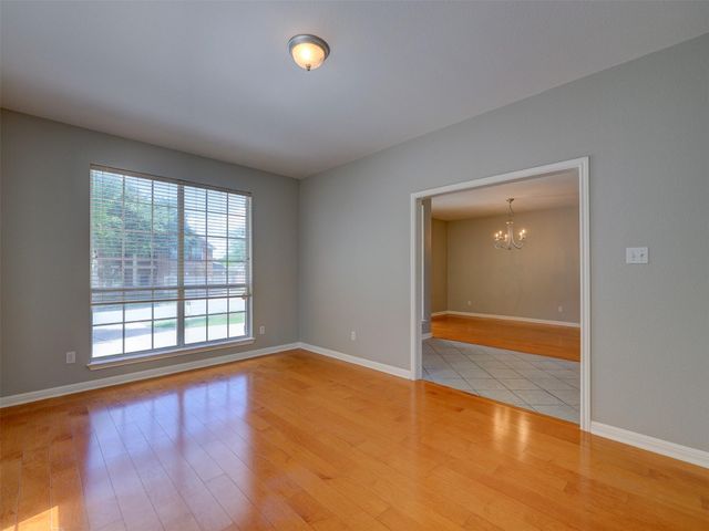 1554 Homewood CIR, Round Rock, TX 78665
