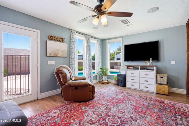 6517 E INGLEWOOD Street, Mesa, AZ 85205