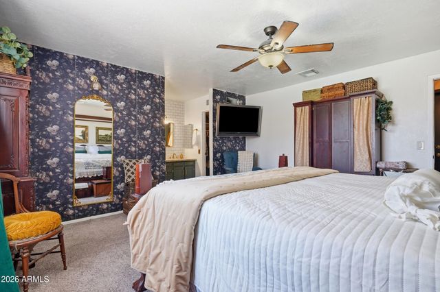 6517 E INGLEWOOD Street, Mesa, AZ 85205
