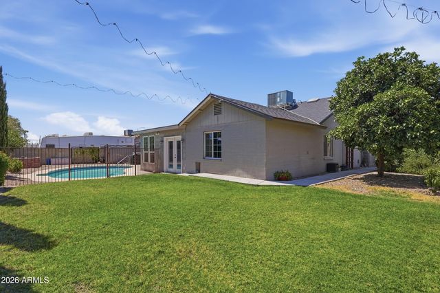 6517 E INGLEWOOD Street, Mesa, AZ 85205