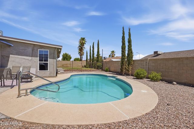 6517 E INGLEWOOD Street, Mesa, AZ 85205