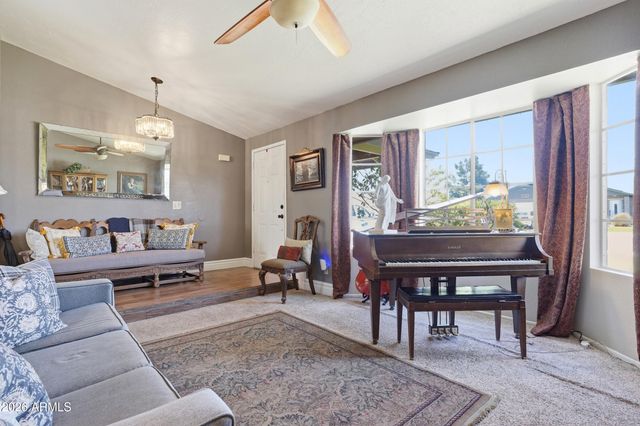 6517 E INGLEWOOD Street, Mesa, AZ 85205