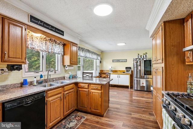 4148 GENOA AVE, Vineland, NJ 08361