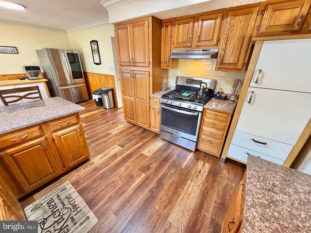 4148 GENOA AVE, Vineland, NJ 08361