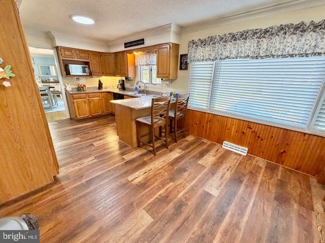 4148 GENOA AVE, Vineland, NJ 08361