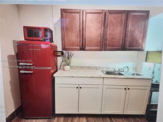 2251 NW 87th Terrace, Pembroke Pines, FL 33024
