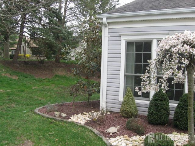 449 Bluebird Drive, Monroe, NJ 08831