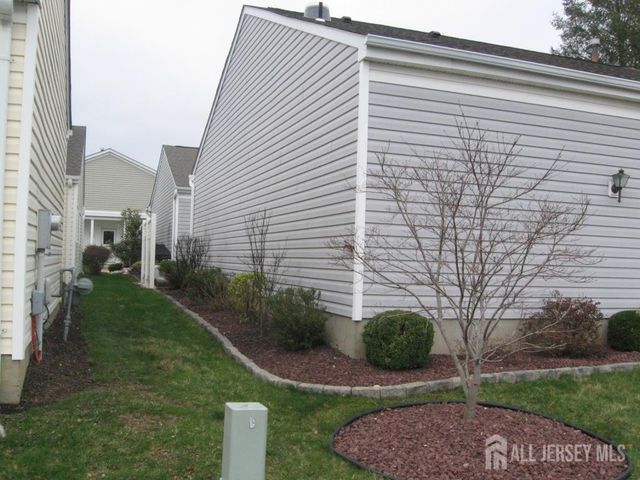 449 Bluebird Drive, Monroe, NJ 08831