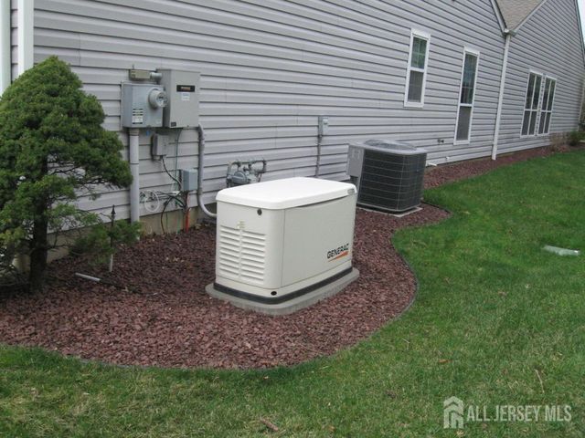 449 Bluebird Drive, Monroe, NJ 08831