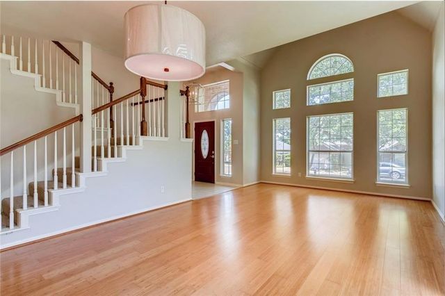 9132 Fainwood LN, Austin, TX 78749