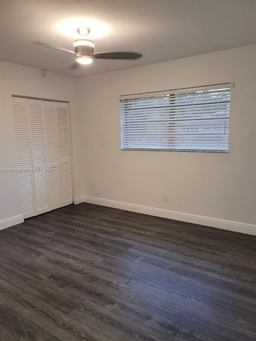 2040 NE 197th Ter, Miami, FL 33179