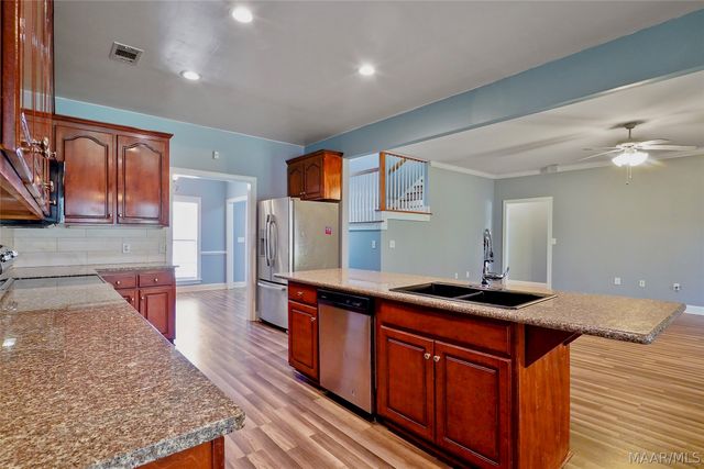 377 Hickory Place, Wetumpka, AL 36093