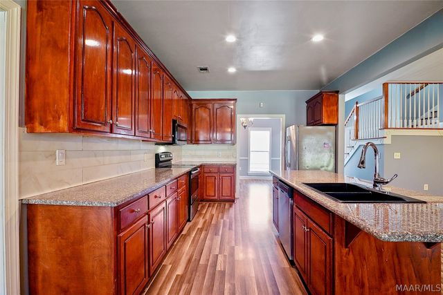 377 Hickory Place, Wetumpka, AL 36093