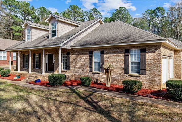 377 Hickory Place, Wetumpka, AL 36093