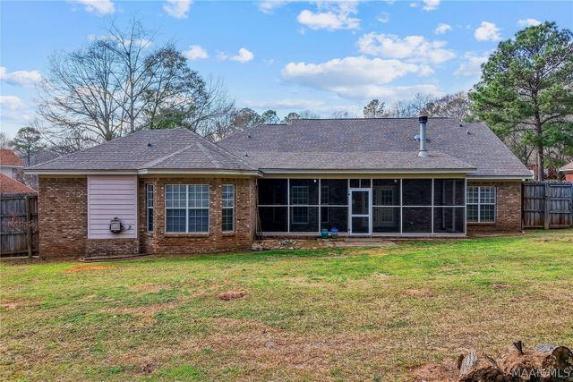 377 Hickory Place, Wetumpka, AL 36093