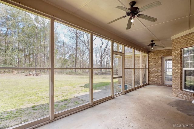 377 Hickory Place, Wetumpka, AL 36093