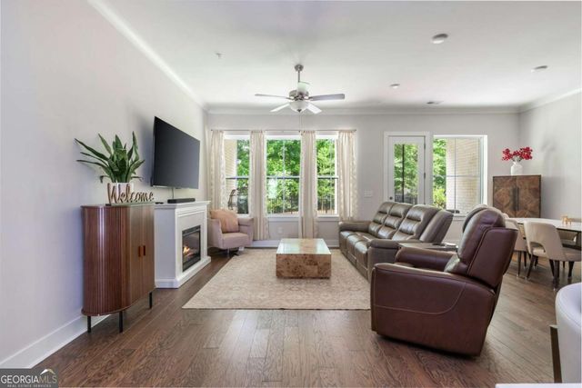 945 Kenway Avenue, Roswell, GA 30076