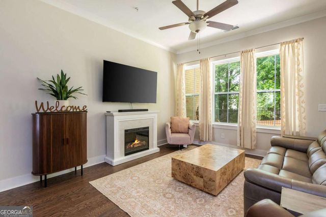 945 Kenway Avenue, Roswell, GA 30076
