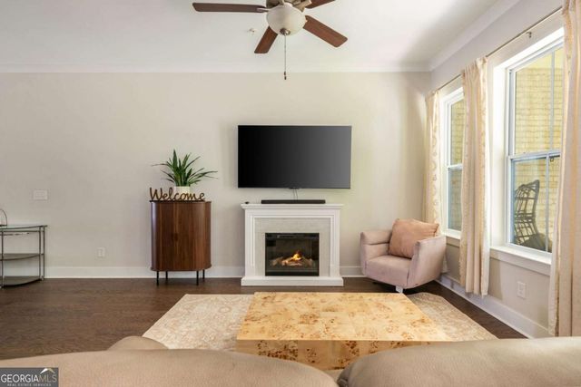 945 Kenway Avenue, Roswell, GA 30076