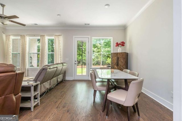 945 Kenway Avenue, Roswell, GA 30076