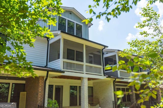945 Kenway Avenue, Roswell, GA 30076