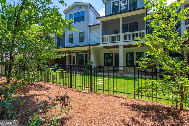 945 Kenway Avenue, Roswell, GA 30076