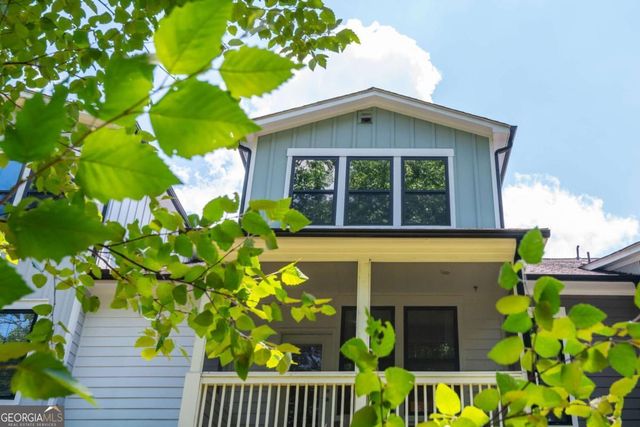 945 Kenway Avenue, Roswell, GA 30076