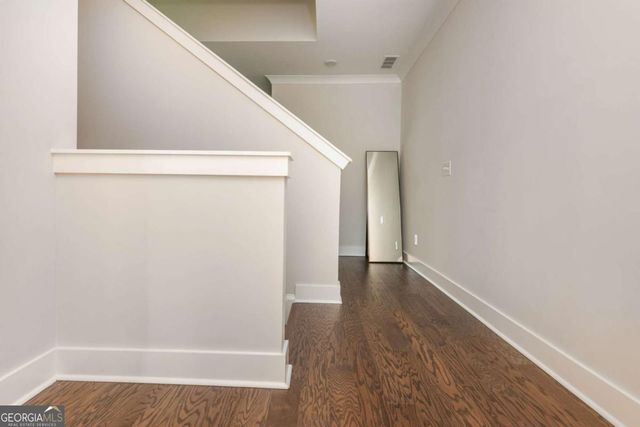 945 Kenway Avenue, Roswell, GA 30076
